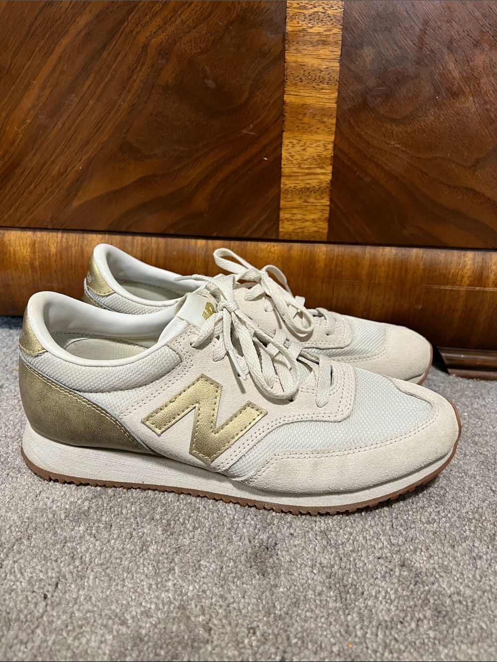 New Balance for J Crew 620 Sneaker Gold Cream size 7.5